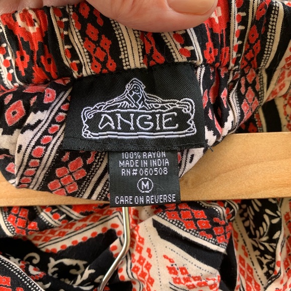 Strapless Romper (with pockets) - Picture 3 of 3